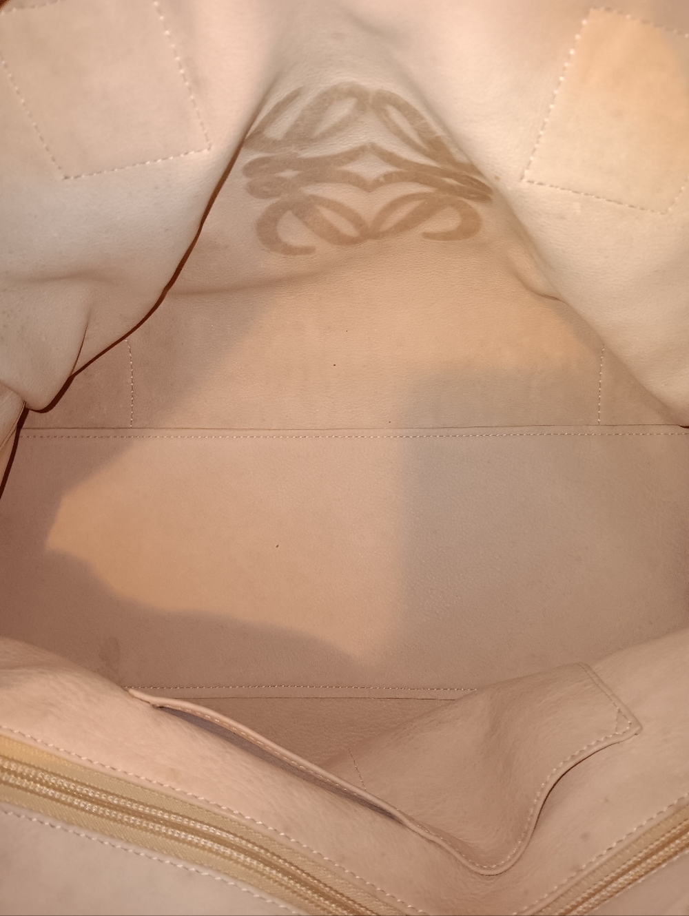 Loewe Suede Leather Amazona Bag With Lock Key & Dustbag - Picture 9 of 10